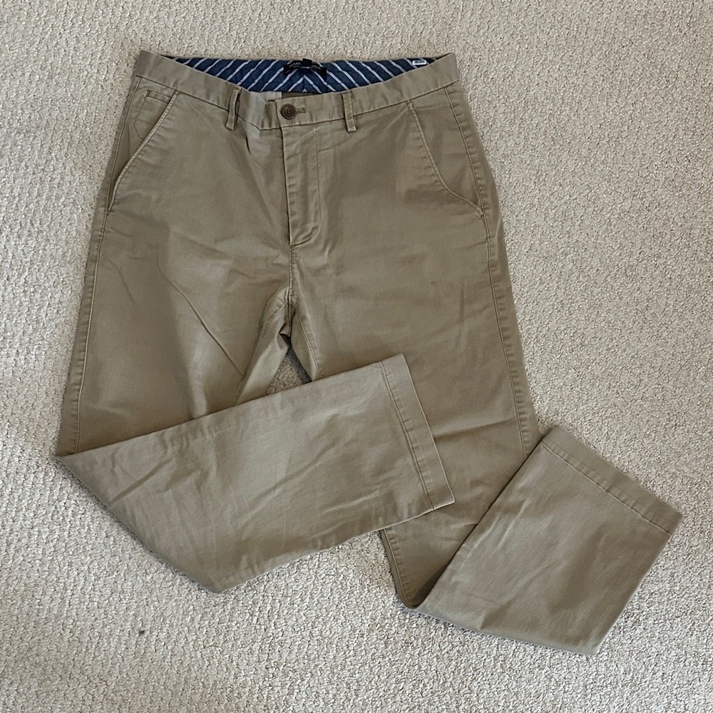 Banana Republic Men's Khaki Chinos
